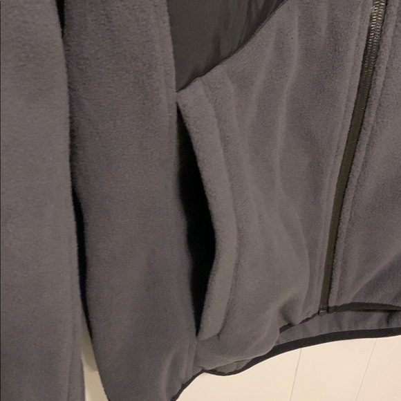 Reebok Men's Black and Gray Hooded Fleece Jacket - Picture 4 of 6